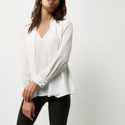 White 2 in 1 blouse